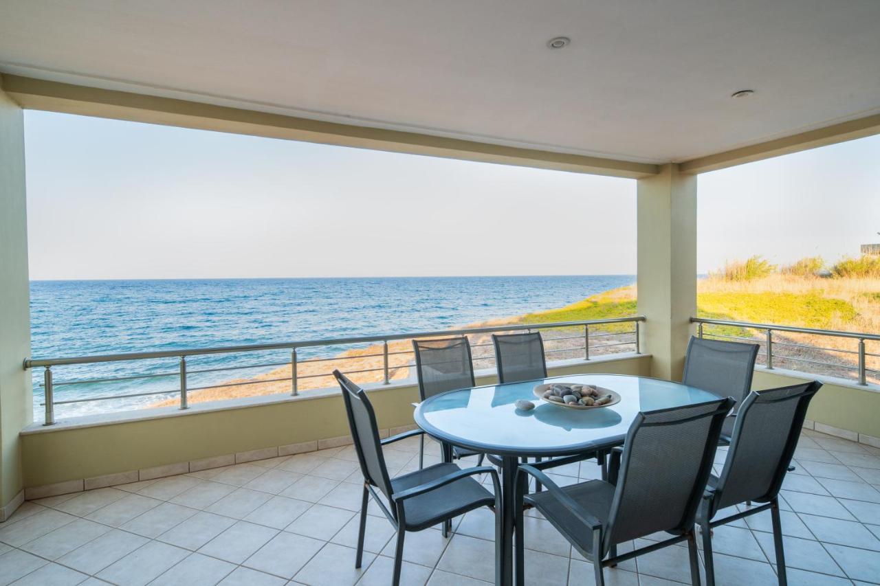 Spacious Beachfront Maisonettes With Stunning Views & A Private Beach Monemvasía Esterno foto