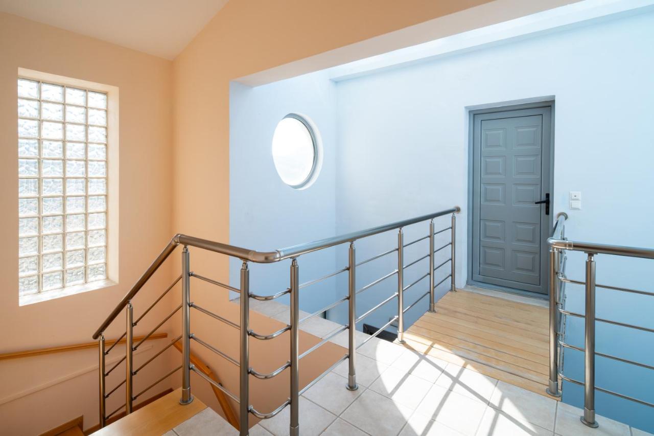 Spacious Beachfront Maisonettes With Stunning Views & A Private Beach Monemvasía Esterno foto